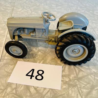 Ford 9-N 1985 vintage