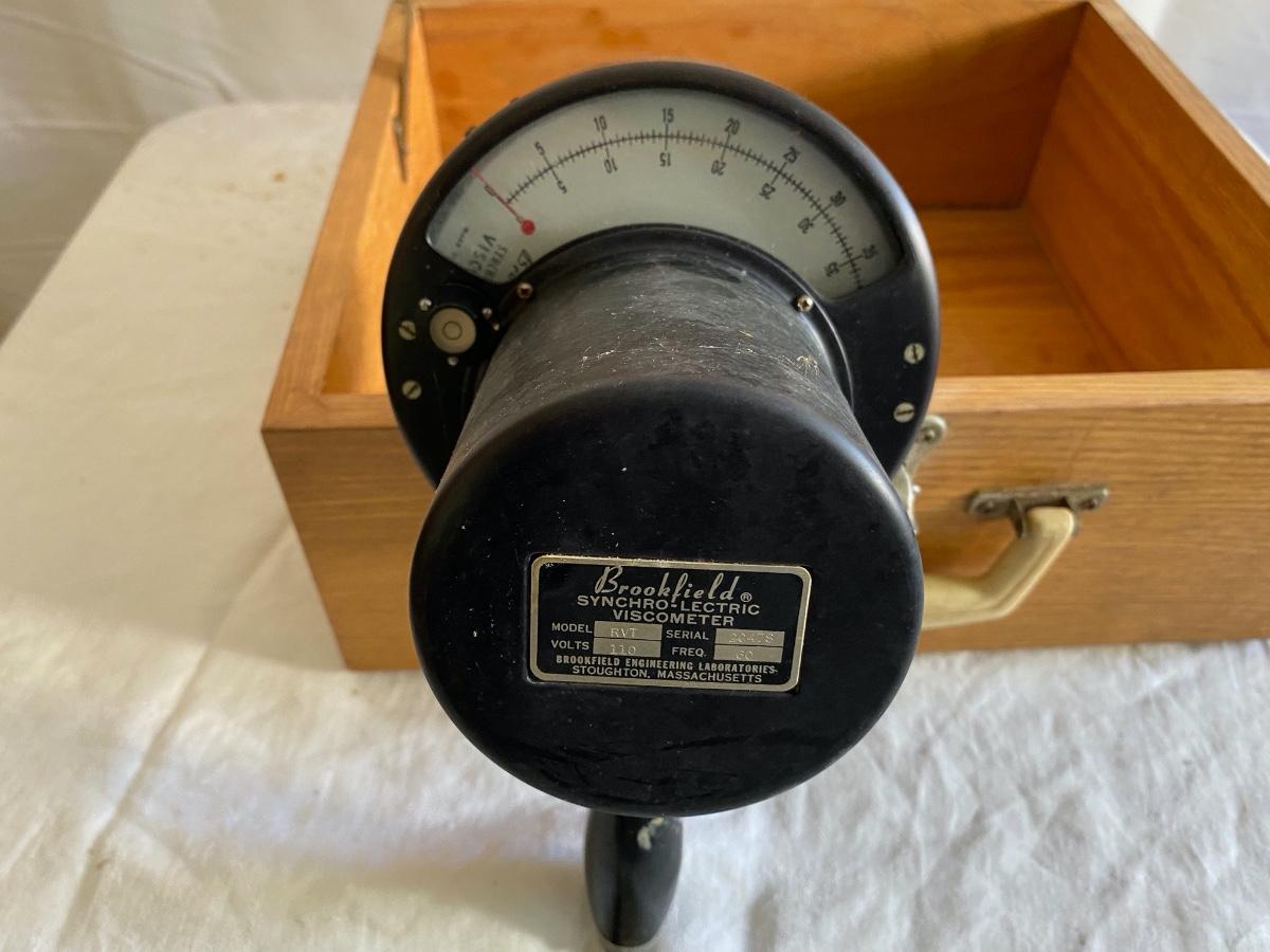 Vintage Boxed Brookfield Dial Reading SynchroLectric RVT