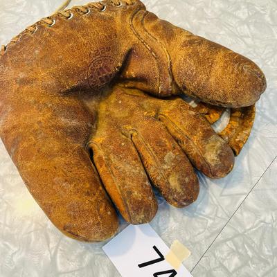 Antique Catcher's Mitt adult size
