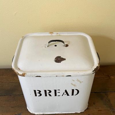 Vintage Enamel Lidded Bread Tin