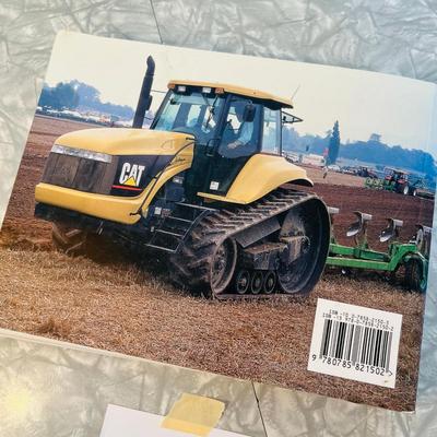 Book - Ultimate Guide to Tractors