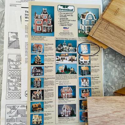 Greenleaf Doll House kit "Author" 8102