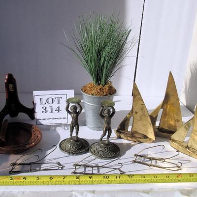 Lot of Decorative Items and Plate Racks
