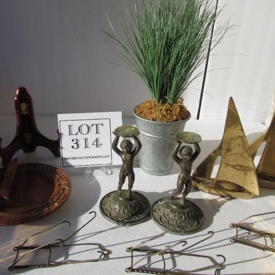 Lot of Decorative Items and Plate Racks