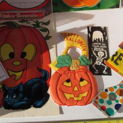 Lot of Halloween Clings, Door Decor, More