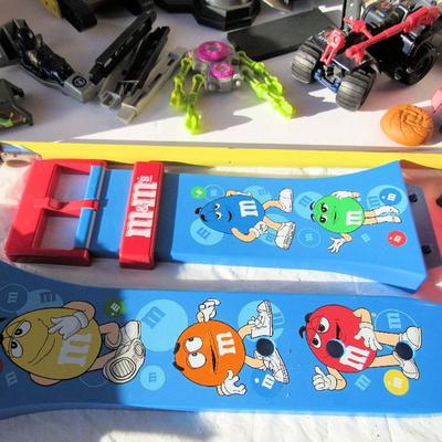 Lot of Toys For Parts and Pieces
