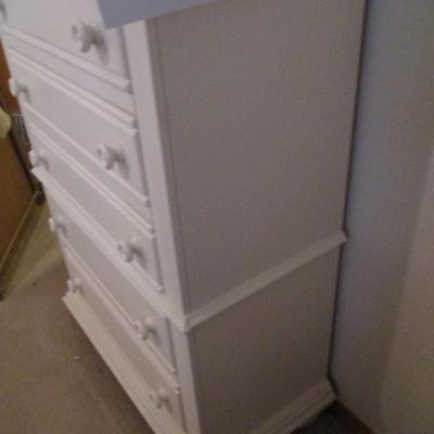 White Wooden Chest of Drawers