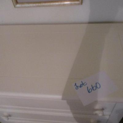White Wooden Chest of Drawers