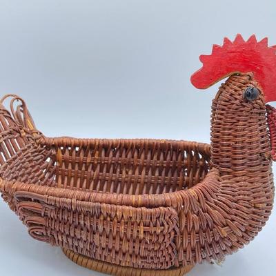 Vintage 1930s Chicken Kitchen Basket