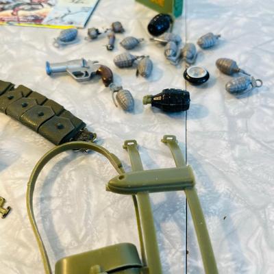 GI Joe Grenades & artillery extras
