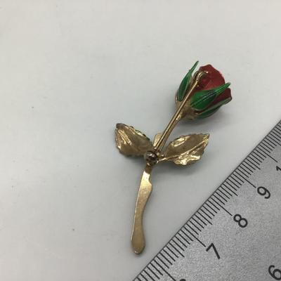 Vintage Rose ðŸŒ¹ Pin