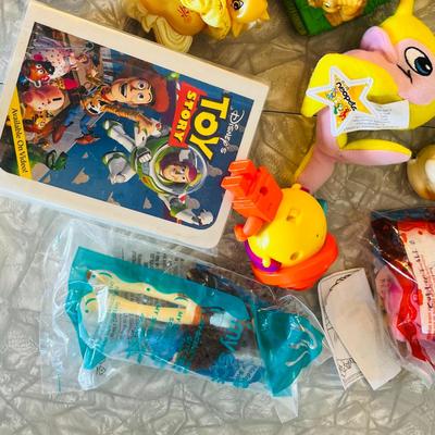 Lot of Fast Food Toys