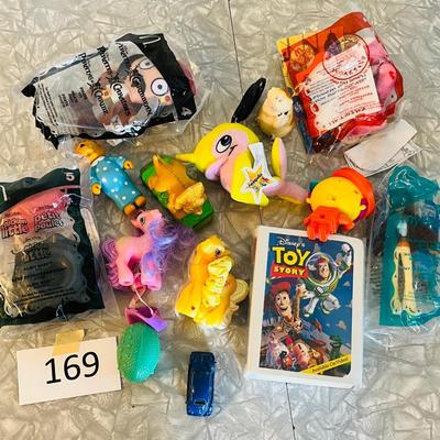 Lot of Fast Food Toys