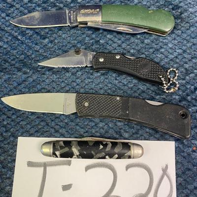 Skoal Knife