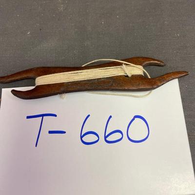 Lael wooden tatting shuttle