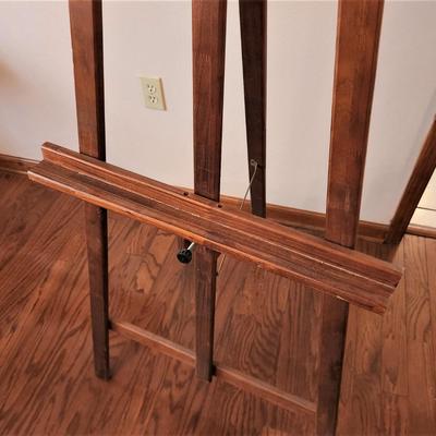 Lot #69   Artist's Easel - great condition
