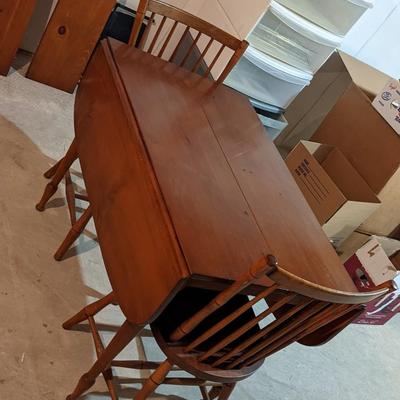 Lovely Vintage Pineshops Dining Table, Excellent Condition (chairs not included)