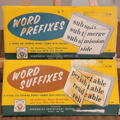 Lot 121: Vintage Word Prefixes and Suffixes Flash Cards