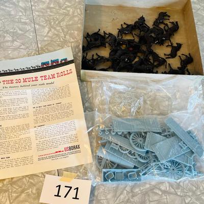 20 Mulel Team Model Kit
