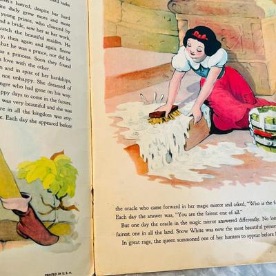 Disney's Snow White Book Early