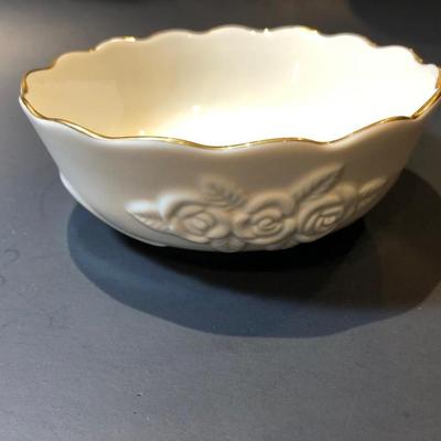 Lenox China Gold Rimmed Rose bowl, small