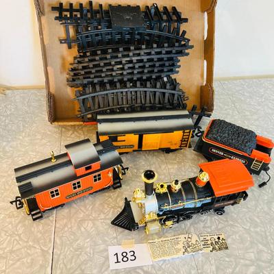 Large Guage Christmas Tree train