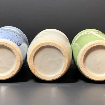 LOT 29R: Collection of 6 Pottery Cup along with a  Signed Pottery Bowl