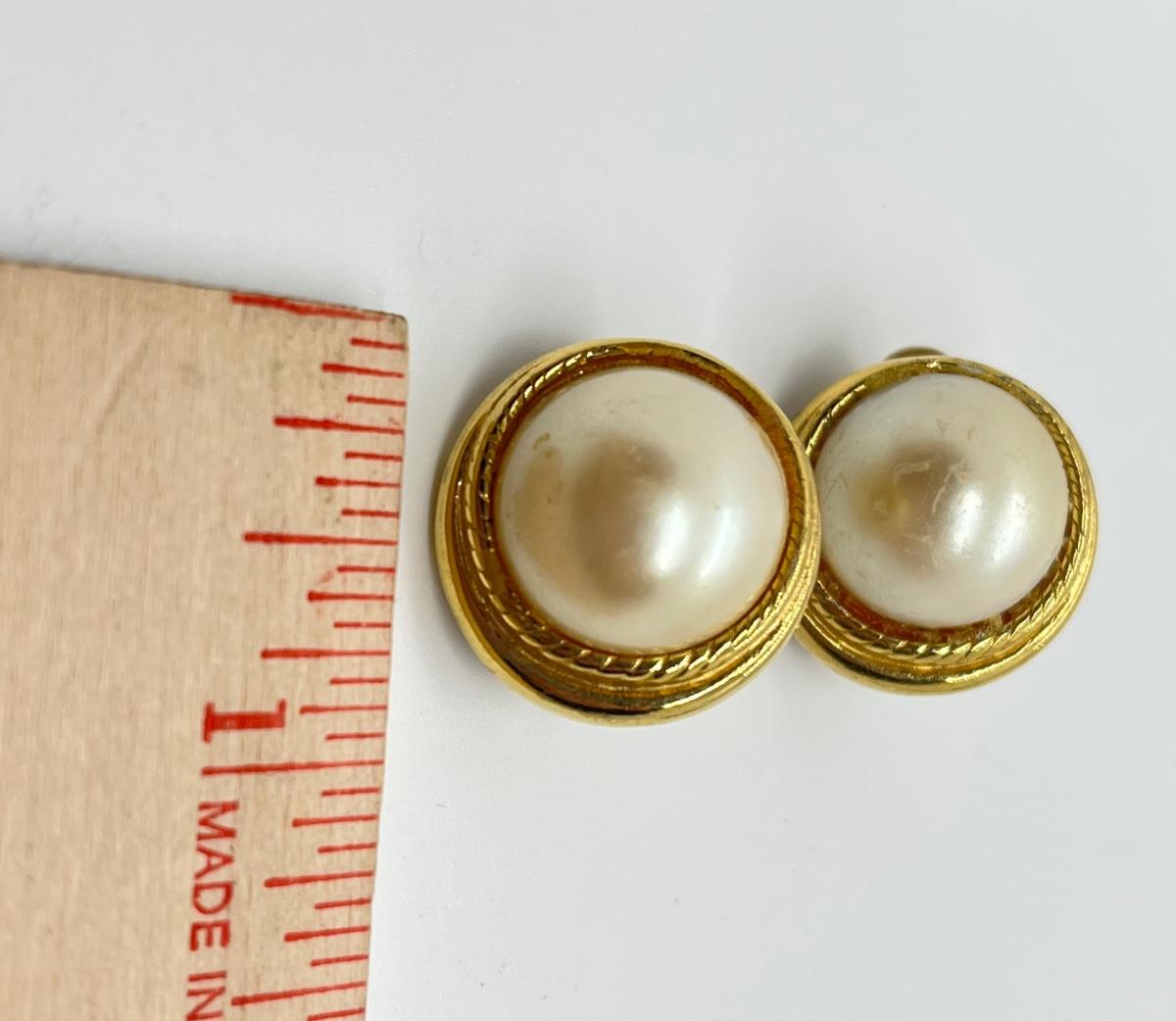 LOT 133 Five Pairs ClipOn Costume "Pearl" Earrings Silvertone