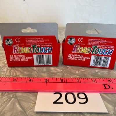 Road Tough 2 Cars NIB