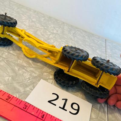 Large Road Grader Auburn Plastic