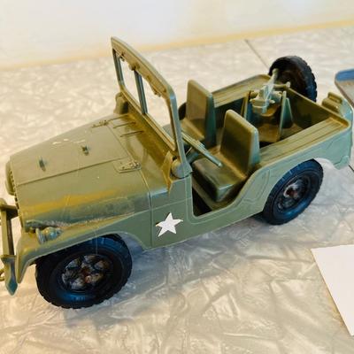 Plastic Military vehicles