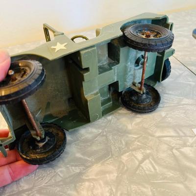 Plastic Military vehicles