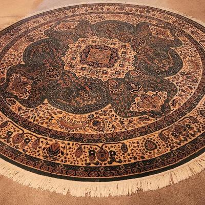 Lot #73  Nice Round Rug -Oriental style - made Egypt