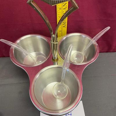 Condiment server