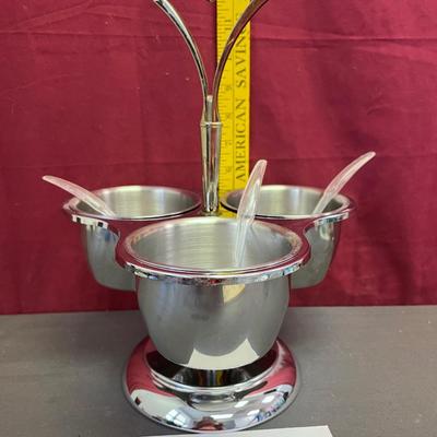 Condiment server