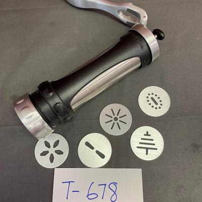 Wilton cookie press