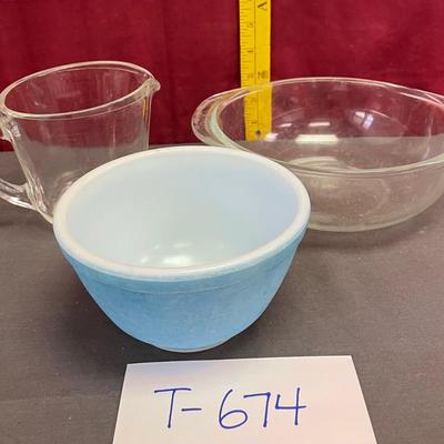 Pyrex assortment