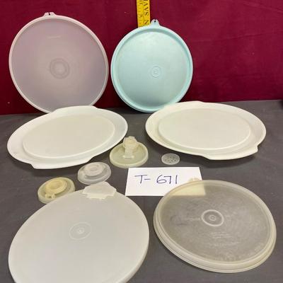 Misc Tupperware lids