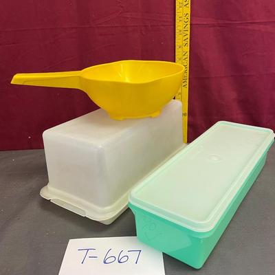 Tupperware assortment