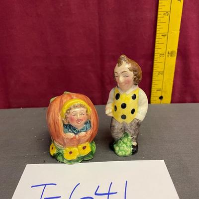 Man and woman salt and pepper