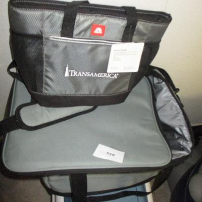 Igloo Max Cold Cooler on Wheels