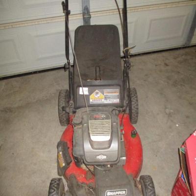 Snapper Mower w/Bag