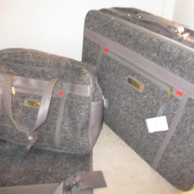 Oscar De La Renta Luggage