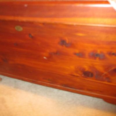 Tennessee Red Cedar Chest