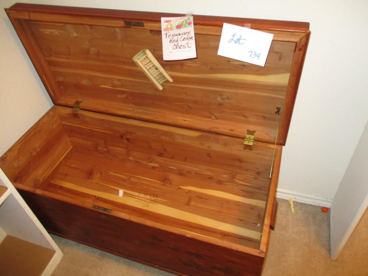 Tennessee Red Cedar Chest