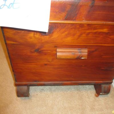 Tennessee Red Cedar Chest