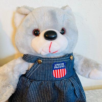 Rare 1980s UPRR Bears