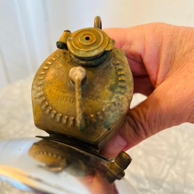 Carbide miner's lamp