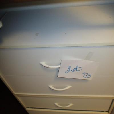 White Wood Laminated Dresser