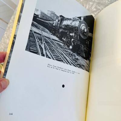 Dinner in the Diner a Recipe Book of Railroad meals